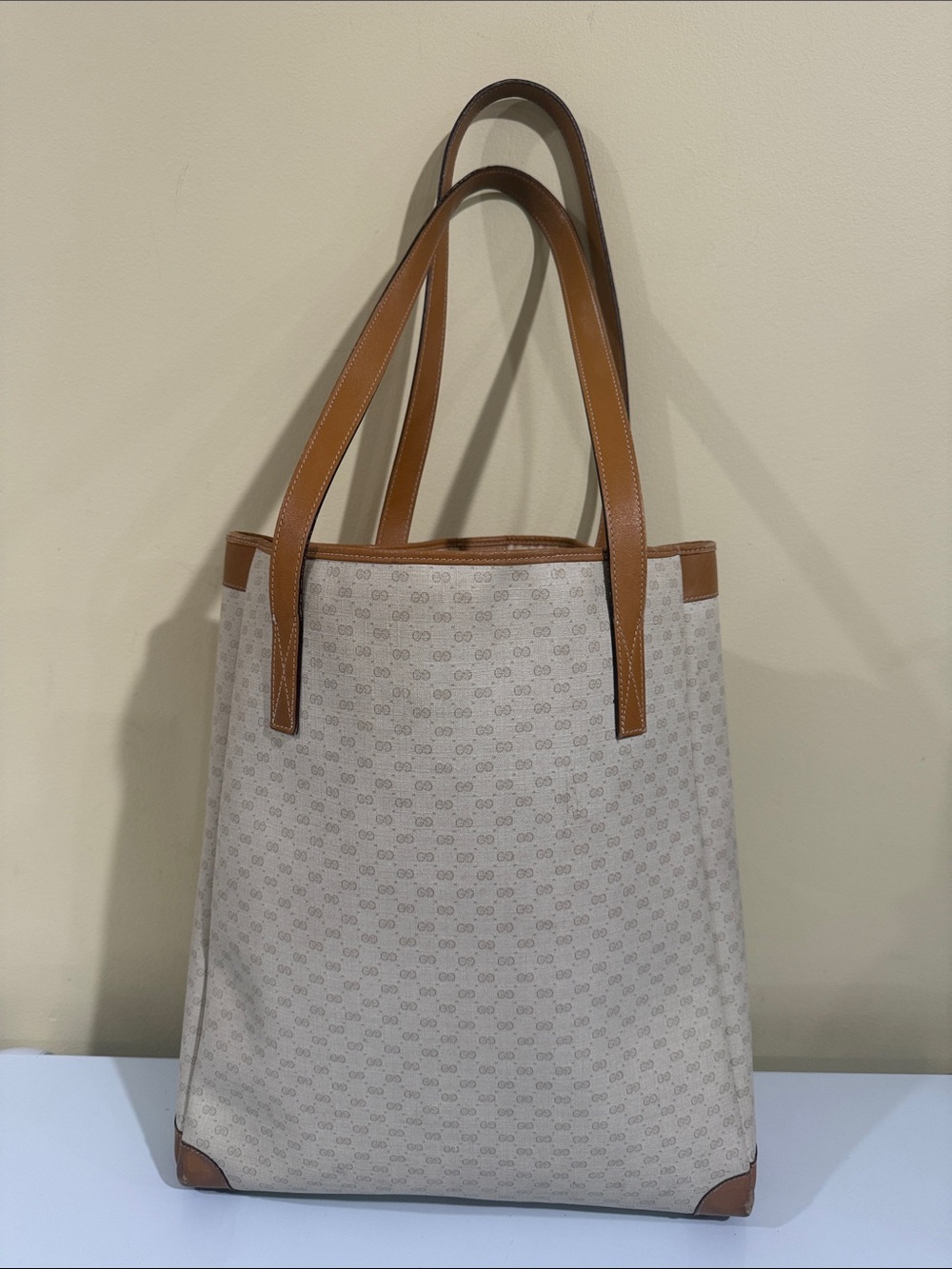 Authentic Gucci Tote - Vintage Gucci shoulder bag- Gucci Computer handbag - Picture 2 of 15